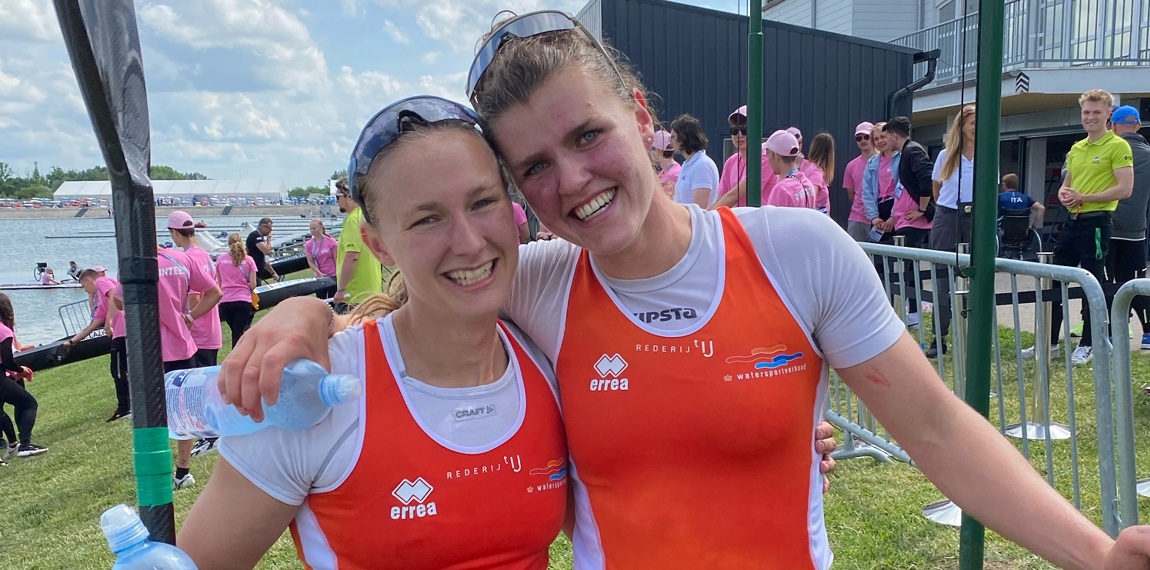 Ruth Vorsselman (l) en Selma Konijn
